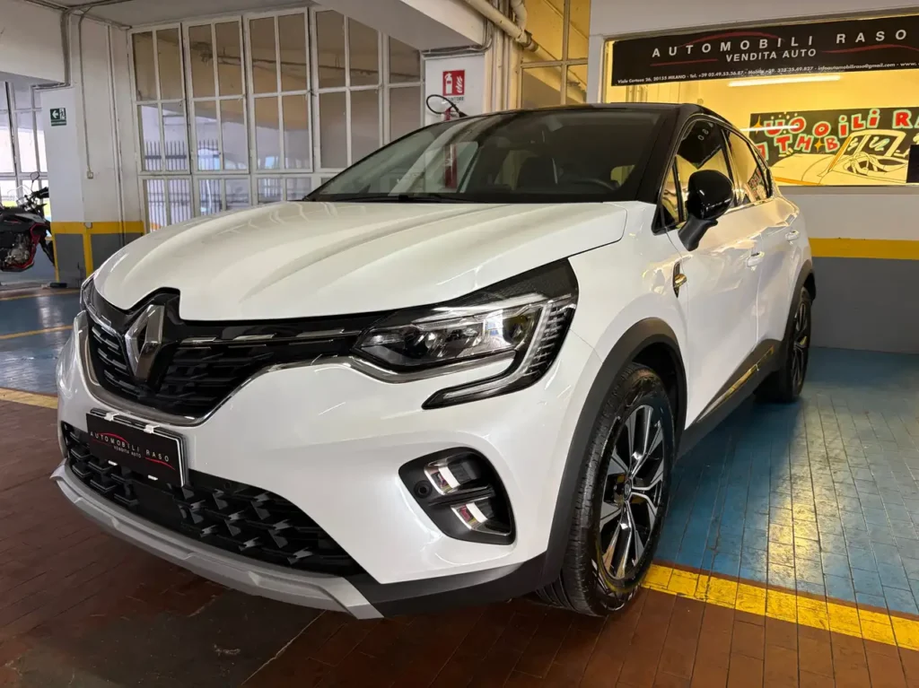 Renault Captur 1.6 E-Tech full hybrid Evolution 145cv auto